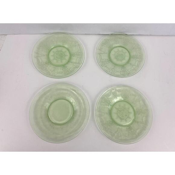 VTG 4 PC Green Depression Saucer Glass Floral Poinsettia 6" Plates Uranium GLOWS - Picture 2 of 11